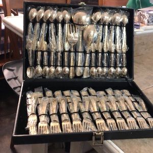 Brand new gold plate silverware set